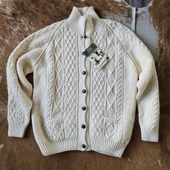 🆕 Quill's Woollen Market Handknit Wool Aran Cardigan